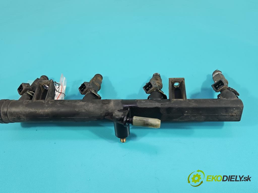 Peugeot 407 2.0 16V 136 HP manual 100 kW 1997 cm3 4- vstrek 01F003A (Vstrekovač paliva)