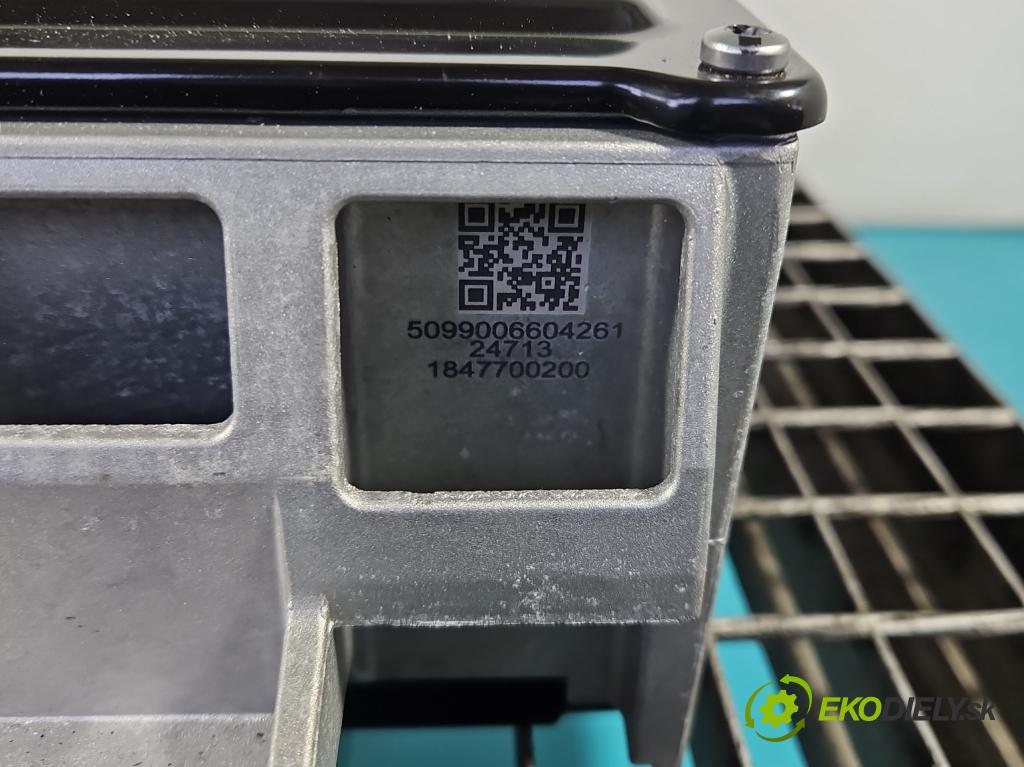 Dacia Duster III 24- 1.2 131 hp manual 96 kW 1199 cm3 5- batéria 295100620R