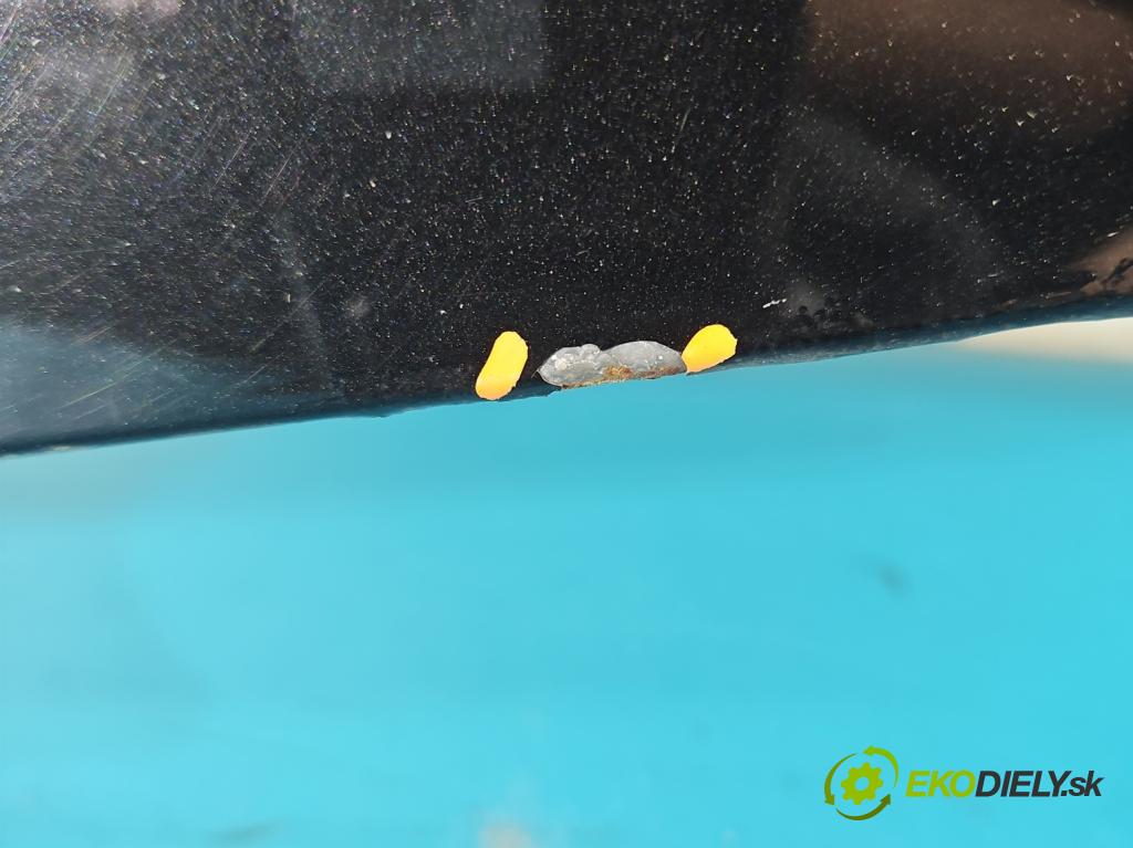 Peugeot 407 2.0 16V 136 HP manual 100 kW 1997 cm3 4- blatník predné ľavý  (Blatník predný ľavý)