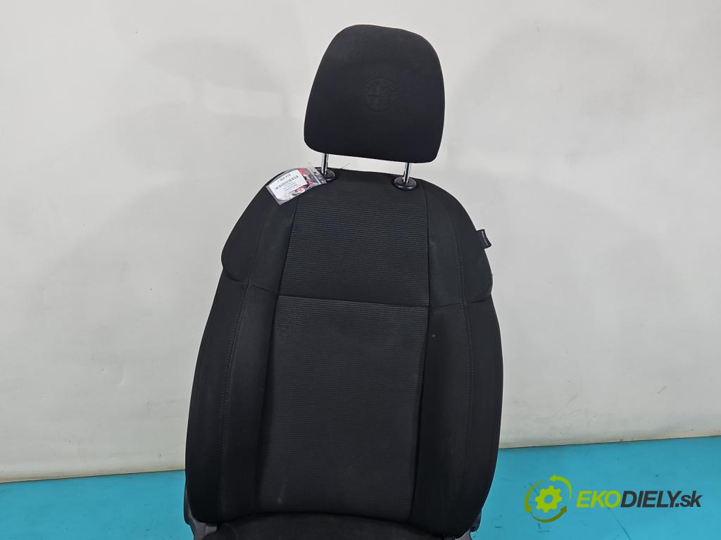 Alfa romeo Giulietta 1.6 jtd 105 HP manual 77 kW 1598 cm3 5- Sedačka ľavý  (Sedadlo)