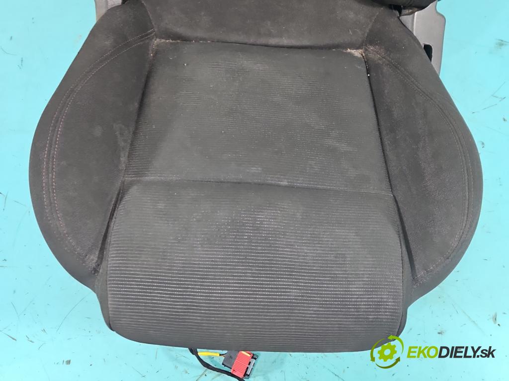 Alfa romeo Giulietta 1.6 jtd 105 HP manual 77 kW 1598 cm3 5- Sedačka ľavý  (Sedadlo)