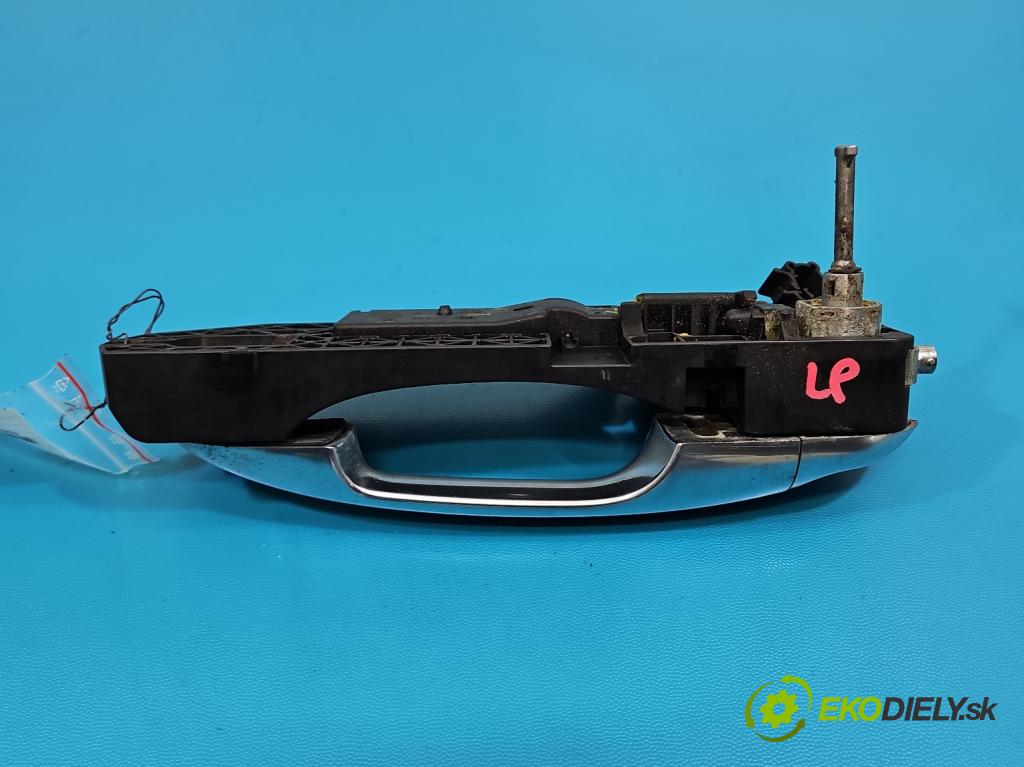 Alfa romeo Giulietta 1.6 jtd 105 HP manual 77 kW 1598 cm3 5- rukoväť predné ľavé mimo: 242567 (Kľučka dverí vonkajšia predná ľavá)