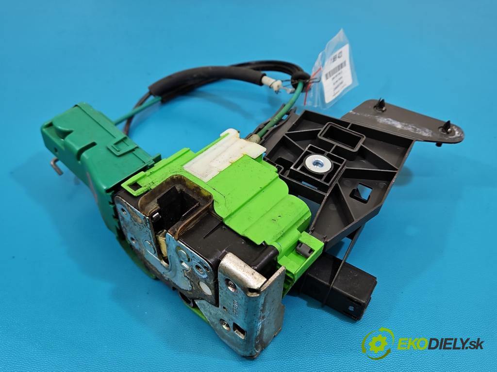 Alfa romeo Giulietta 1.6 jtd 105 hp manual 77 kW 1598 cm3 5- zámek přední levý 