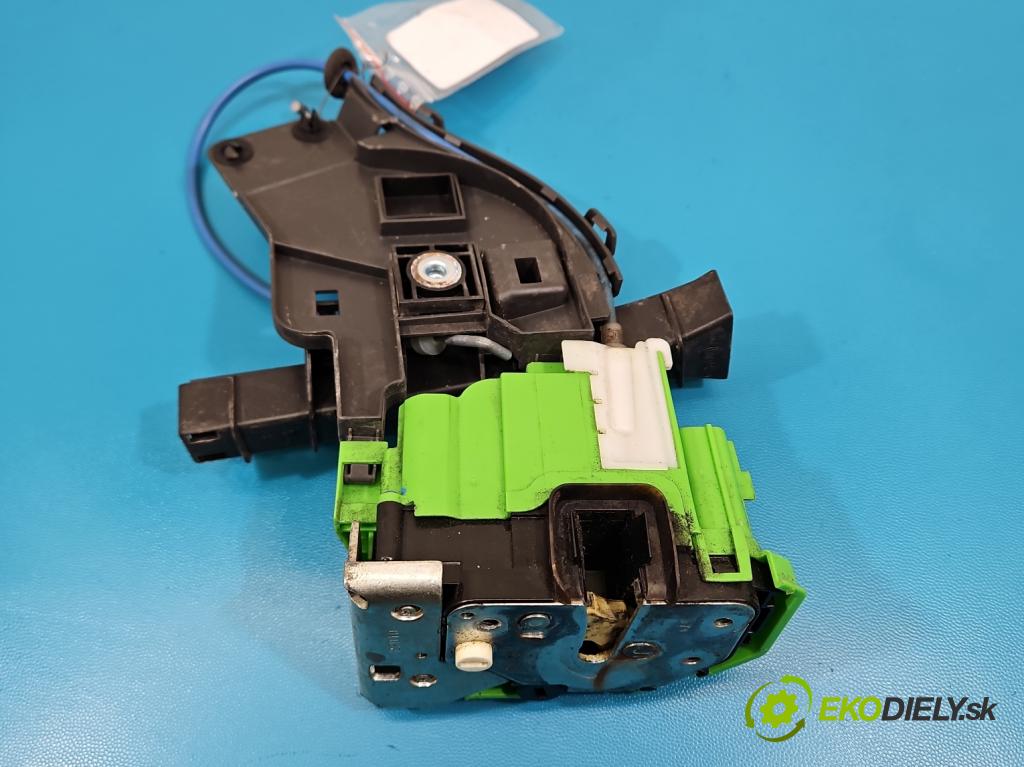 Alfa romeo Giulietta 1.6 jtd 105 HP manual 77 kW 1598 cm3 5- zámok zadné pravý