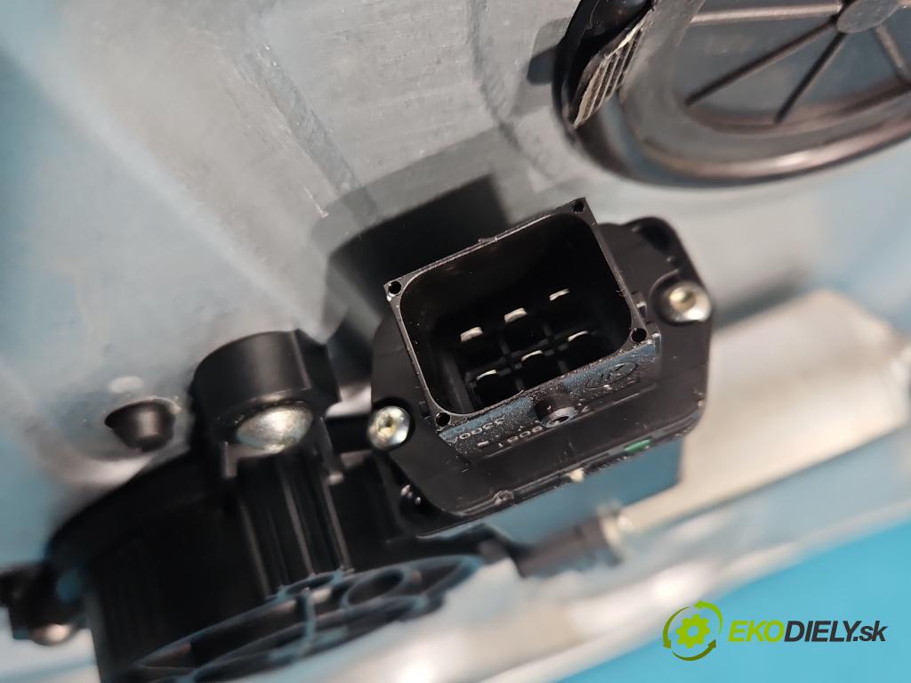 Alfa romeo Giulietta 1.6 jtd 105 HP manual 77 kW 1598 cm3 5- mechanizmus okna predné ľavý 0505106750