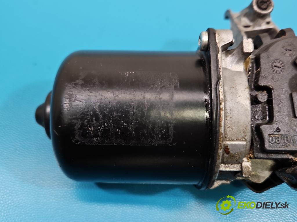 Nissan Qashqai I J10 2006-2013 2.0 dci 150 HP manual 110 kW 1995 cm3 5- motor stieračov predné 28800JD900