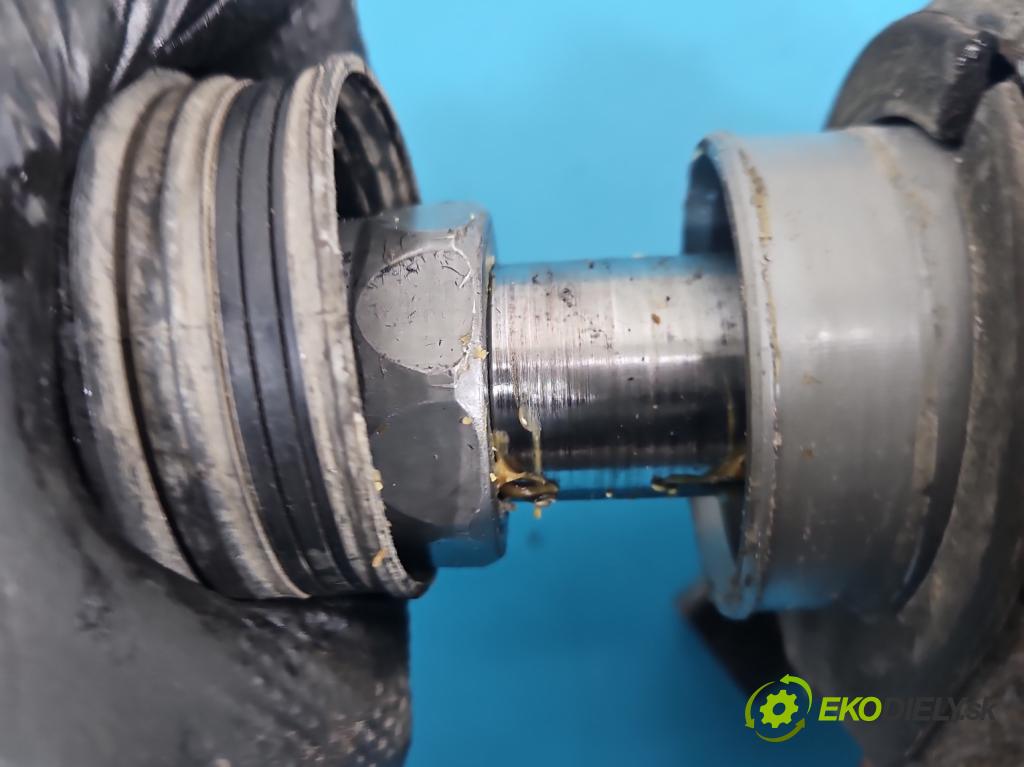 Vw Passat B6 2005-2010 1.6 8V 102 HP manual 75 kW 1595 cm3 5- Ozubené kolo: volant 3C1423051N