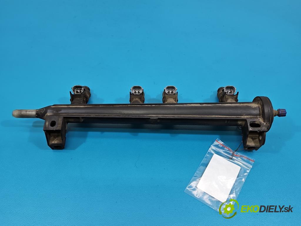 Vw Passat B6 2005-2010 1.6 8V 102 HP manual 75 kW 1595 cm3 5- vstrek 06A906031BT (Vstrekovač paliva)