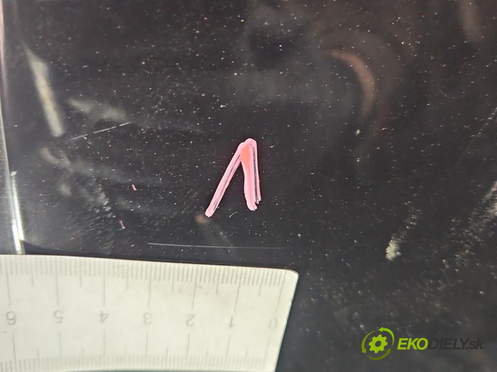 Alfa romeo Giulietta 1.6 jtd 105 hp manual 77 kW 1598 cm3 5- dveře zadní levé  (Klika dveří ostatní)