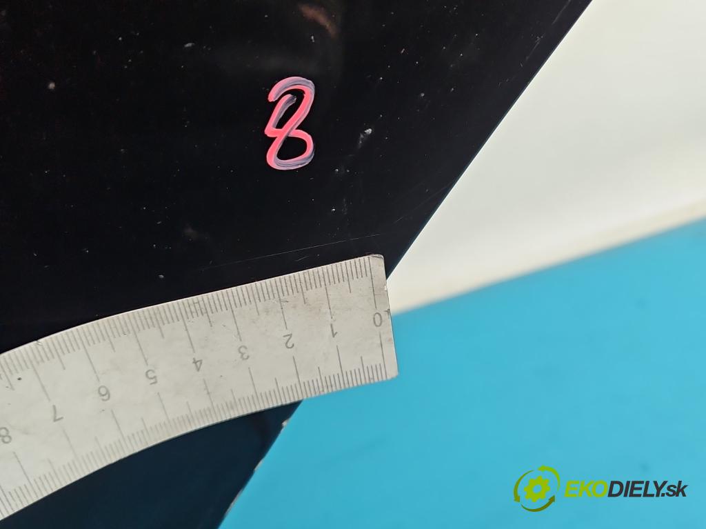 Alfa romeo Giulietta 1.6 jtd 105 hp manual 77 kW 1598 cm3 5- dveře zadní levé  (Klika dveří ostatní)