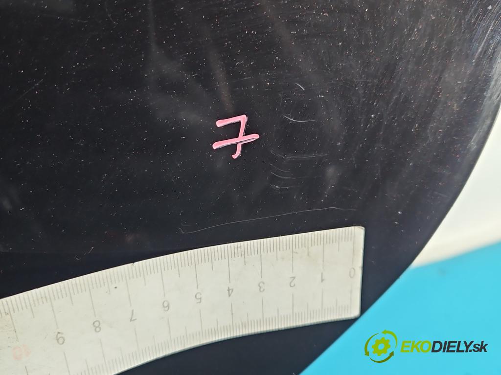 Alfa romeo Giulietta 1.6 jtd 105 hp manual 77 kW 1598 cm3 5- dveře zadní levé  (Klika dveří ostatní)