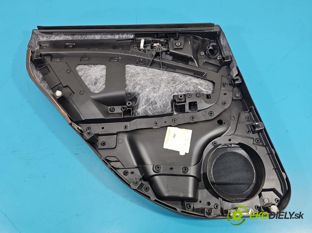 Alfa romeo Giulietta 1.6 jtd 105 HP manual 77 kW 1598 cm3 5- Čalounictví: dvere zadné pravé 1948120