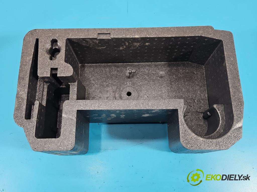 MG MG3  24- 1.5 16V 102 hp automatic 75 kW 1498 cm3 5- Příspěvek: Polystyren: kufra: 