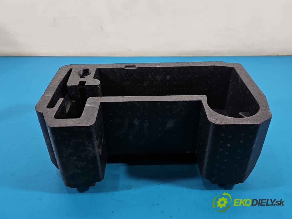 MG MG3  24- 1.5 16V 102 HP automatic 75 kW 1498 cm3 5- Příspěvek: Polystyren: kufra: