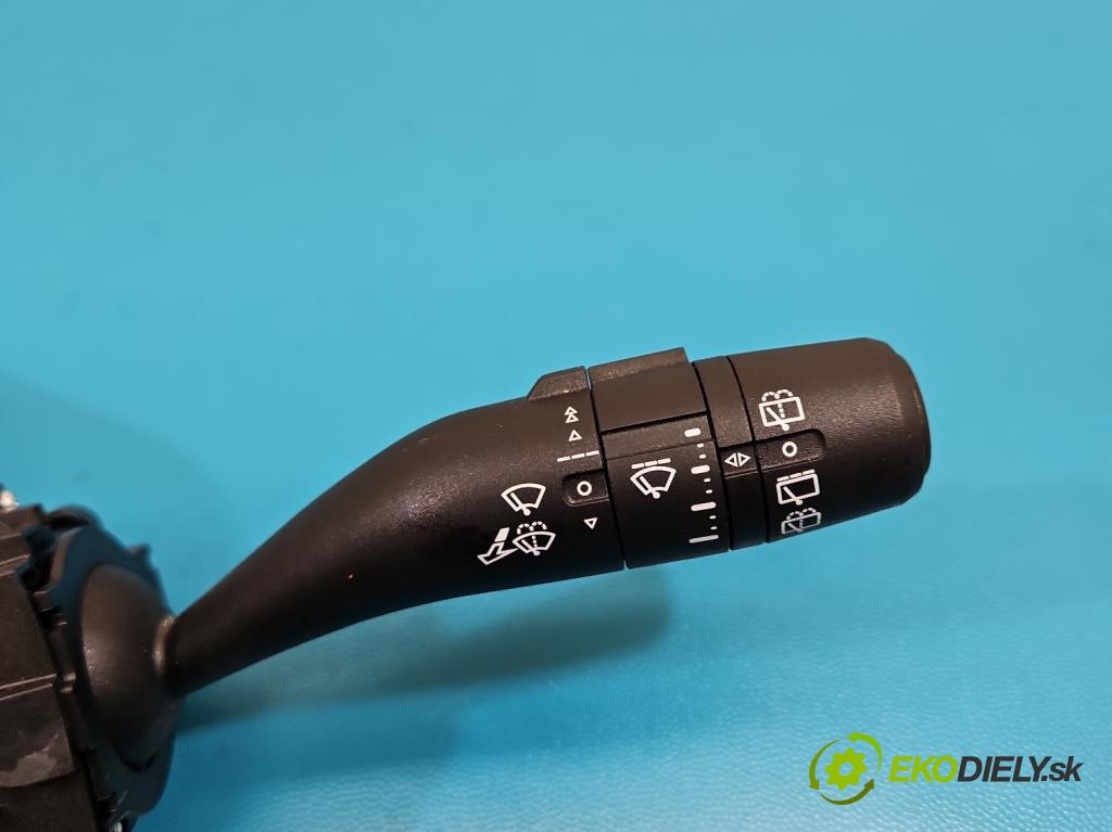 MG MG3  24- 1.5 16V 102 HP automatic 75 kW 1498 cm3 5- prepínač komplex: 11714822 (Prepínacie páčky pod volantom)