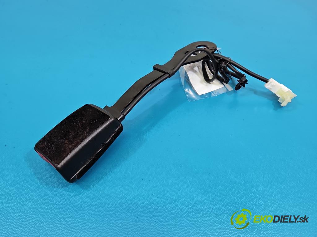 MG MG3  24- 1.5 16V 102 HP automatic 75 kW 1498 cm3 5- pas bezpečnosť: predné ľavý 240414