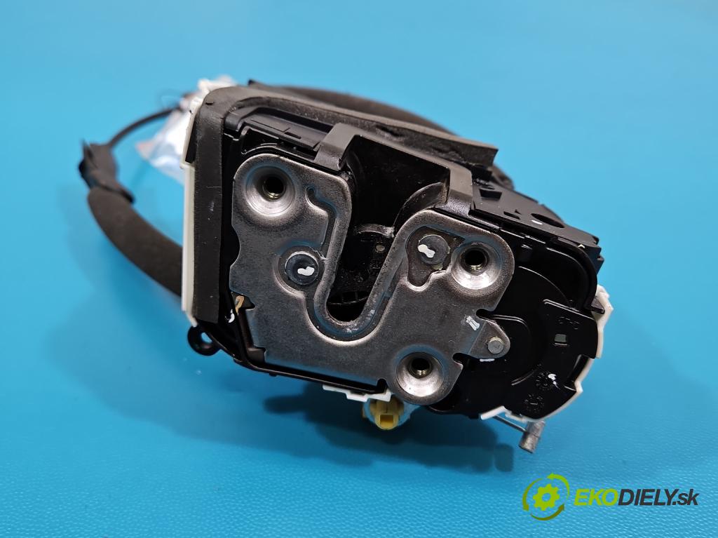 MG MG3  24- 1.5 16V 102 hp automatic 75 kW 1498 cm3 5- zámek přední levý 11341604