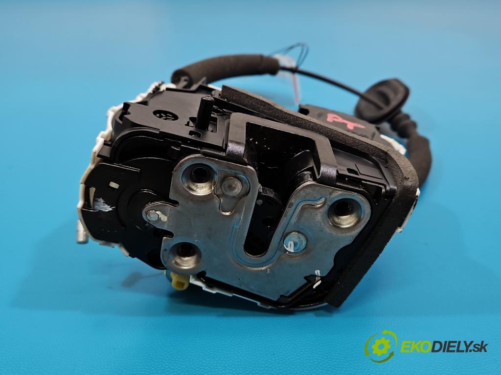 MG MG3  24- 1.5 16V 102 hp automatic 75 kW 1498 cm3 5- zámek zadní pravý 11341607