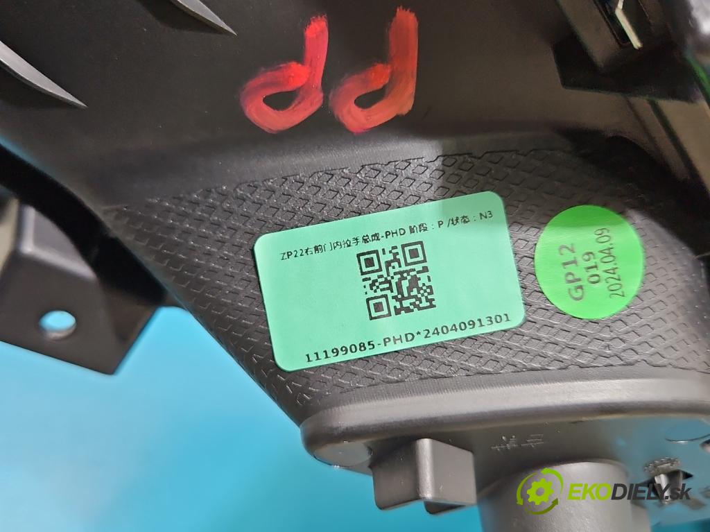 MG MG3  24- 1.5 16V 102 hp automatic 75 kW 1498 cm3 5- klika uvnitř: přední pravé 11199085