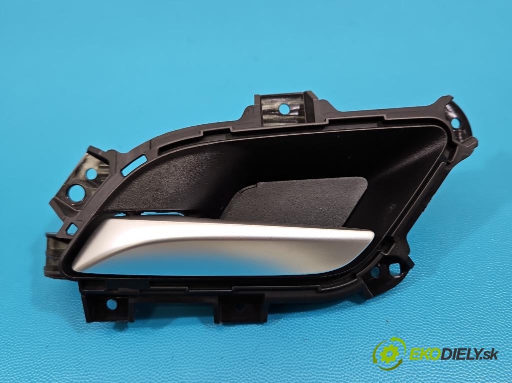 MG MG3  24- 1.5 16V 102 HP automatic 75 kW 1498 cm3 5- rukoväť uvnitř: zadné ľavé 11199086