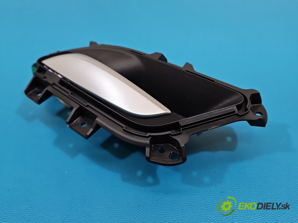 MG MG3  24- 1.5 16V 102 HP automatic 75 kW 1498 cm3 5- rukoväť uvnitř: zadné ľavé 11199086