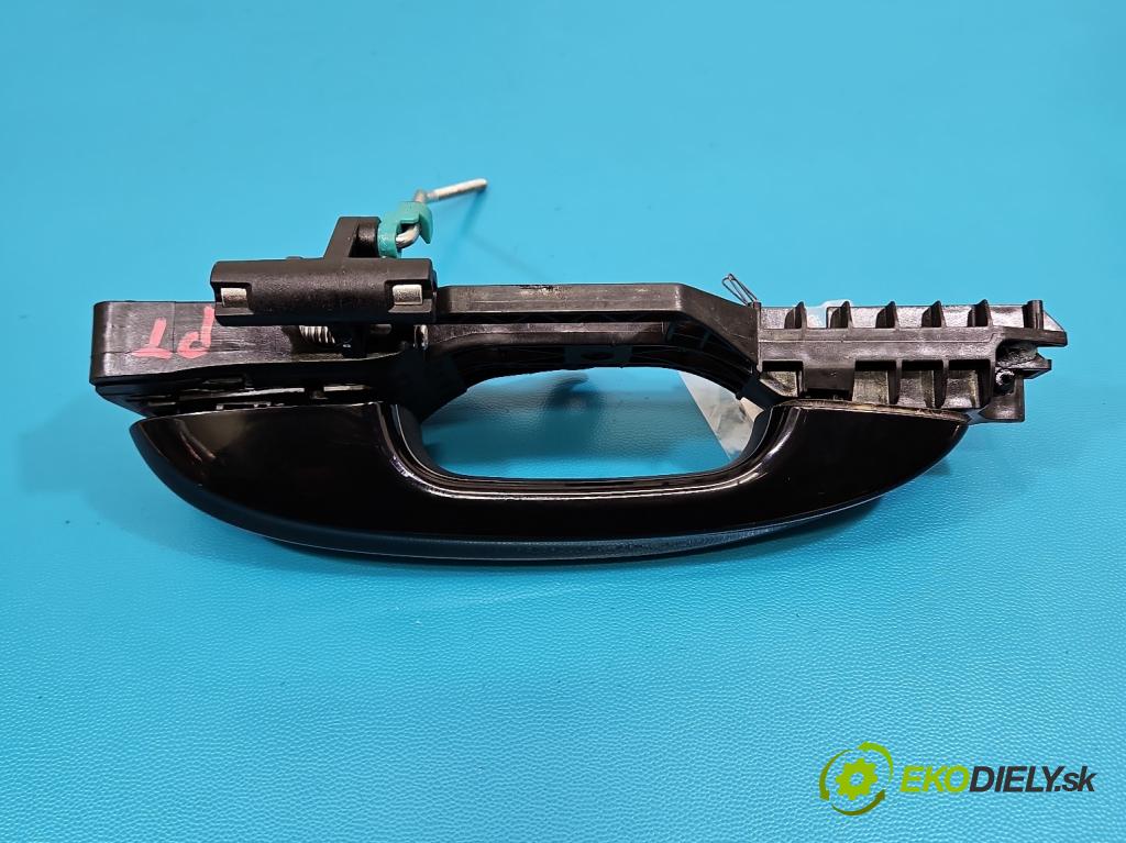 MG MG3  24- 1.5 16V 102 HP automatic 75 kW 1498 cm3 5- rukoväť zadné pravé mimo:  (Kľučka dverí ostatné)