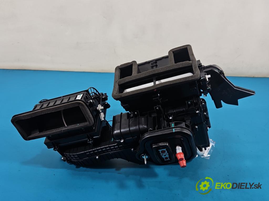 MG MG3  24- 1.5 16V 102 HP automatic 75 kW 1498 cm3 5- radiator WQT136A-101 (Radiátor kúrenia)