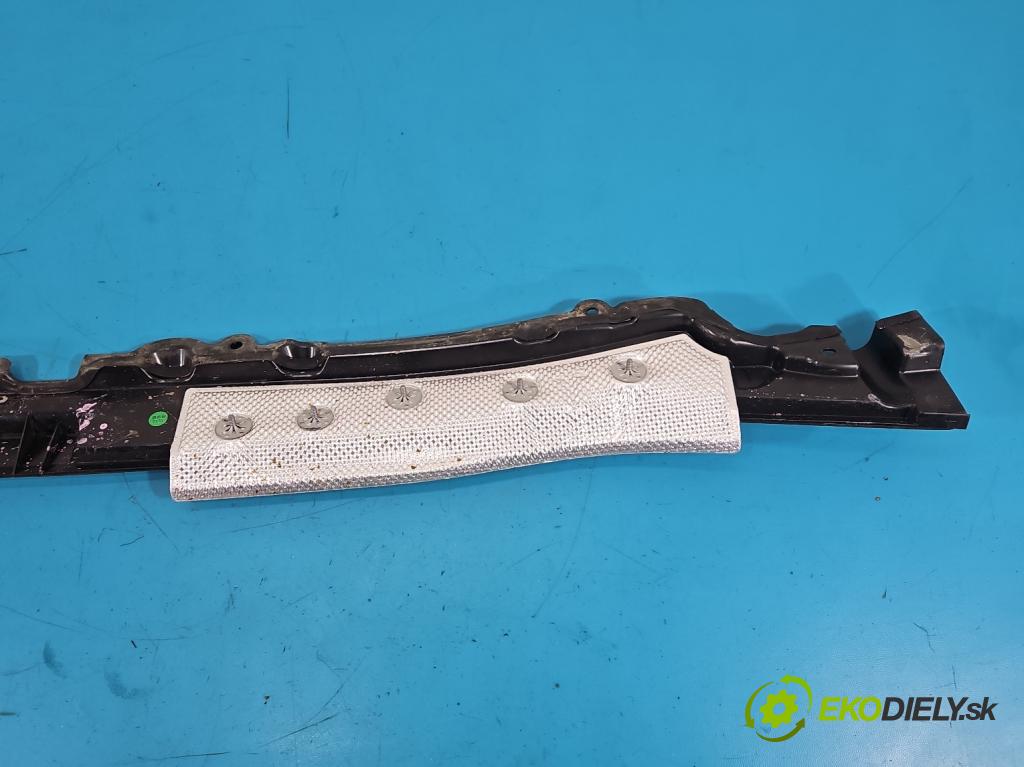 MG MG3  24- 1.5 16V 102 hp automatic 75 kW 1498 cm3 5- torpédo 11203062 (Plast pod čelním sklem)