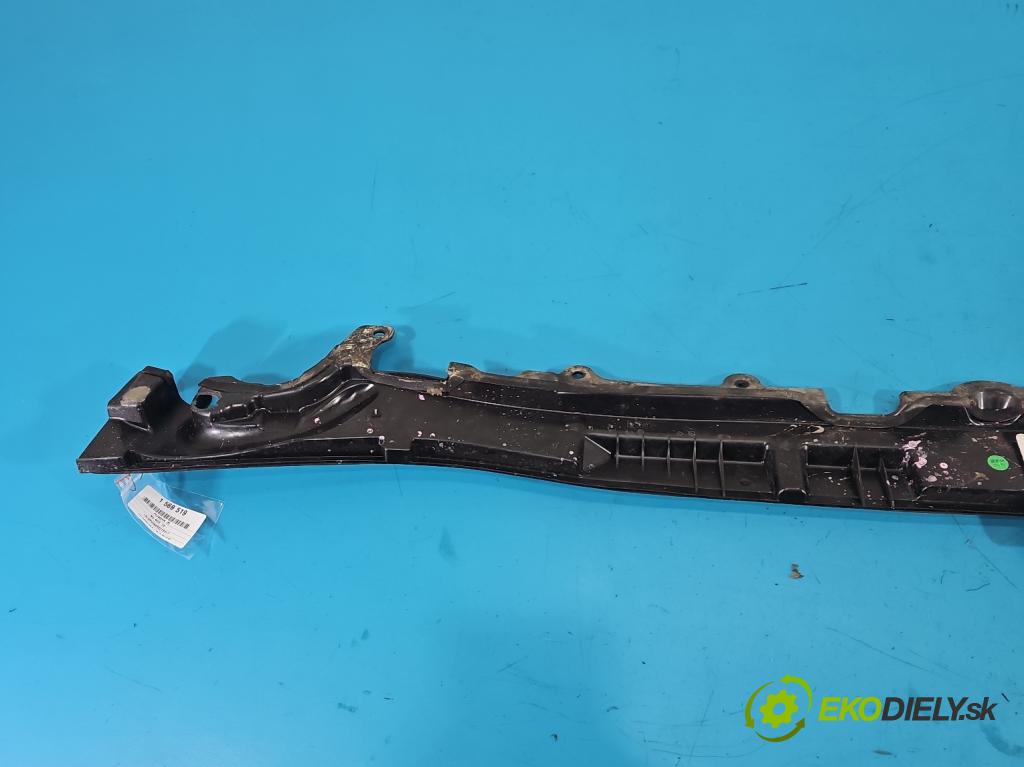 MG MG3  24- 1.5 16V 102 hp automatic 75 kW 1498 cm3 5- torpédo 11203062 (Plast pod čelním sklem)