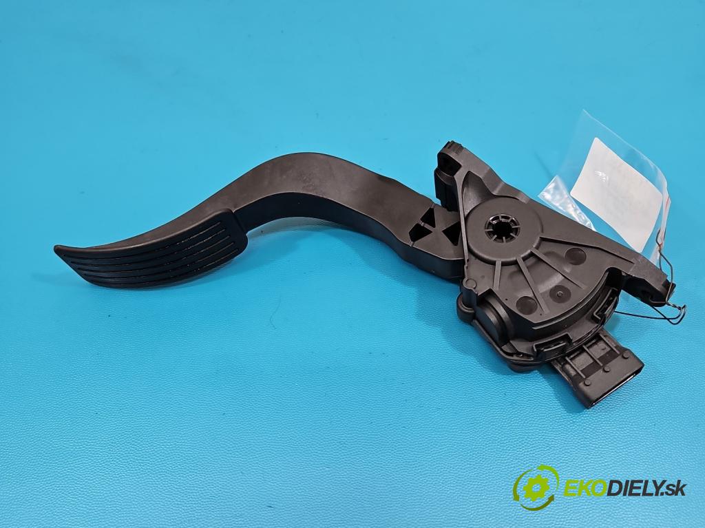 MG MG3  24- 1.5 16V 102 HP automatic 75 kW 1498 cm3 5- pedal plyn potenciometr: 11491548