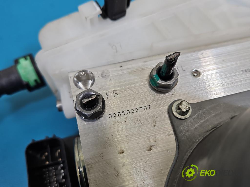 MG MG3  24- 1.5 16V 102 HP automatic 75 kW 1498 cm3 5- servo brzdové 11789529