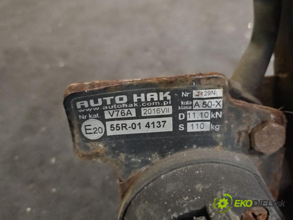 Nissan X-trail III T32 2013-2021 1.6 dci 131 HP automatic 96 kW 1598 cm3 5- Hák: vlečení:  (Ťažné zariadenie)