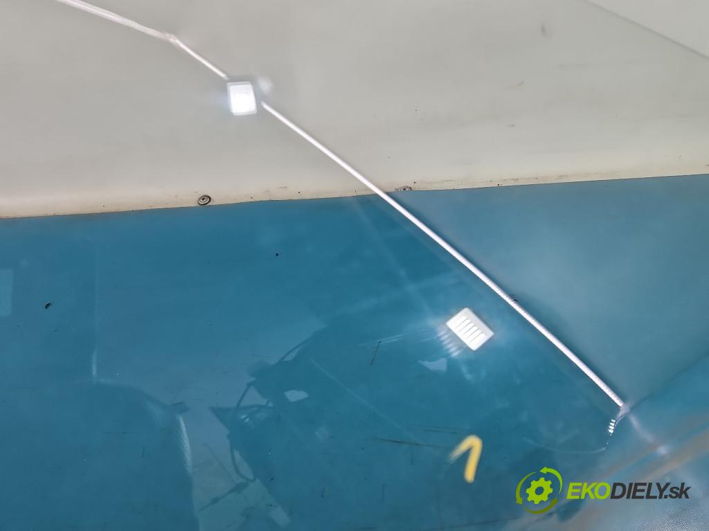 Renault Clio V 2019- 1.0 91 KM automatic 67 kW 999 cm3 5- sklo dvere predné pravé