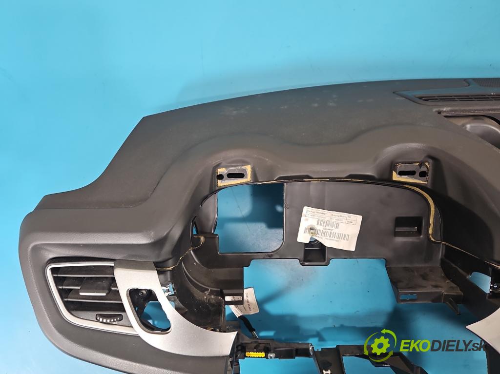 Alfa romeo Giulietta 1.6 jtd 105 HP manual 77 kW 1598 cm3 5- kokpit,pristrojová doska rozdeľovacia 156098987