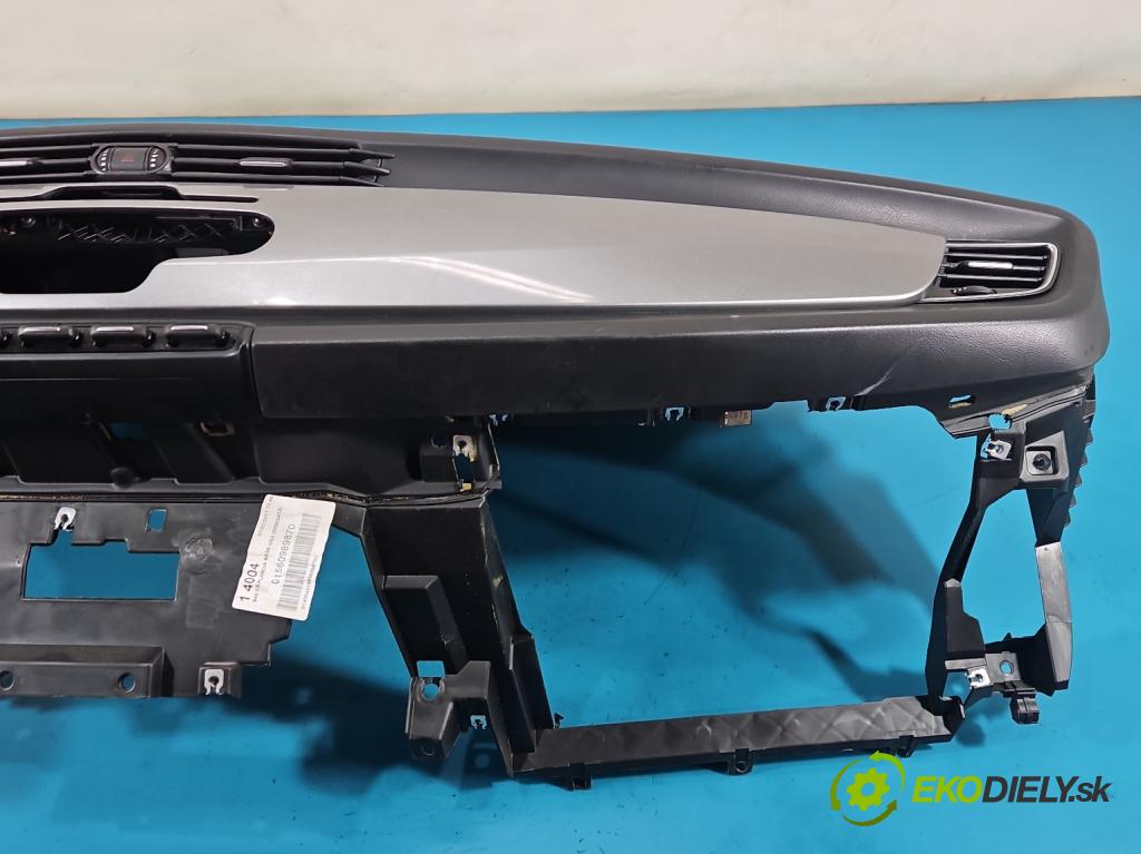 Alfa romeo Giulietta 1.6 jtd 105 HP manual 77 kW 1598 cm3 5- kokpit,pristrojová doska rozdeľovacia 156098987