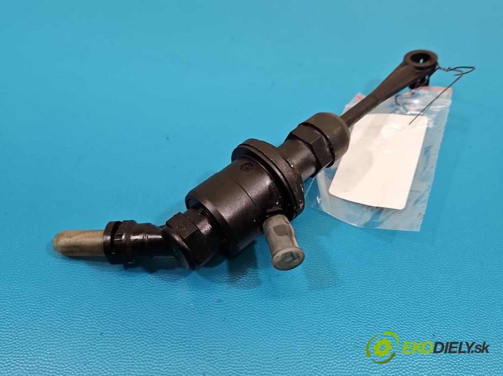 Nissan Qashqai I J10 2006-2013 2.0 dci 150 HP manual 110 kW 1995 cm3 5- pompa spojková 30610ET000