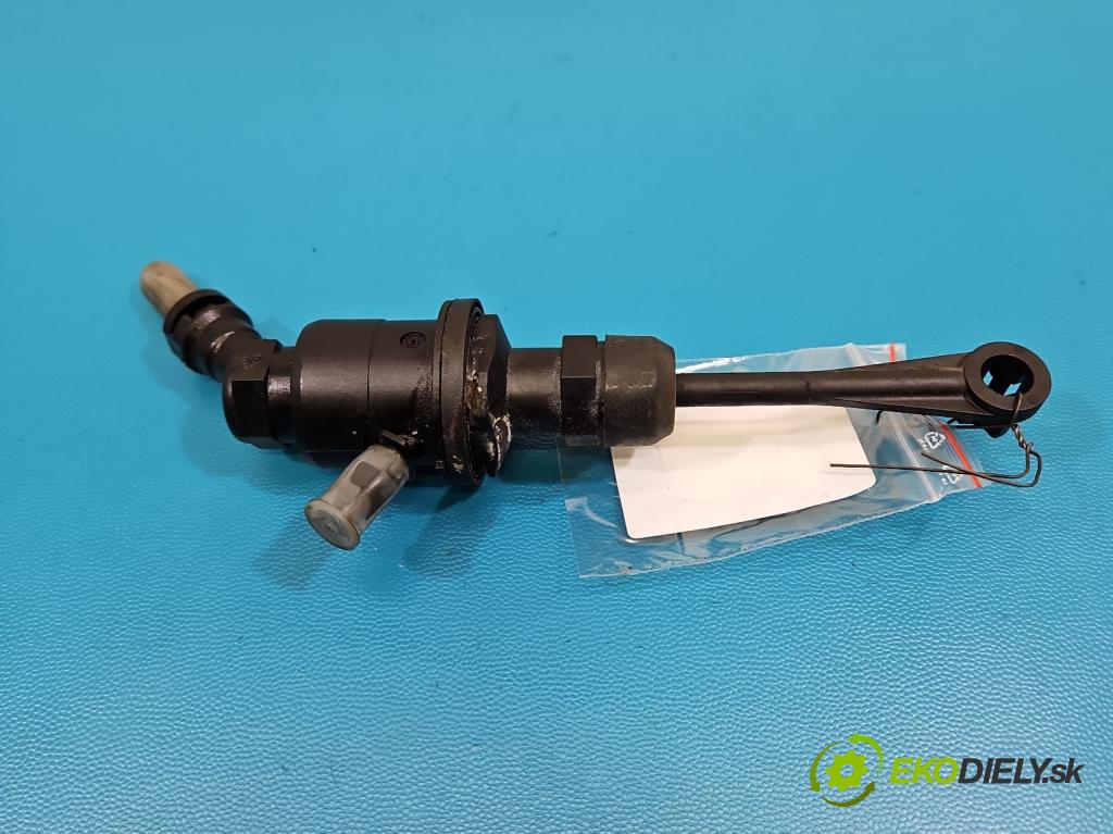 Nissan Qashqai I J10 2006-2013 2.0 dci 150 HP manual 110 kW 1995 cm3 5- pompa spojková 30610ET000