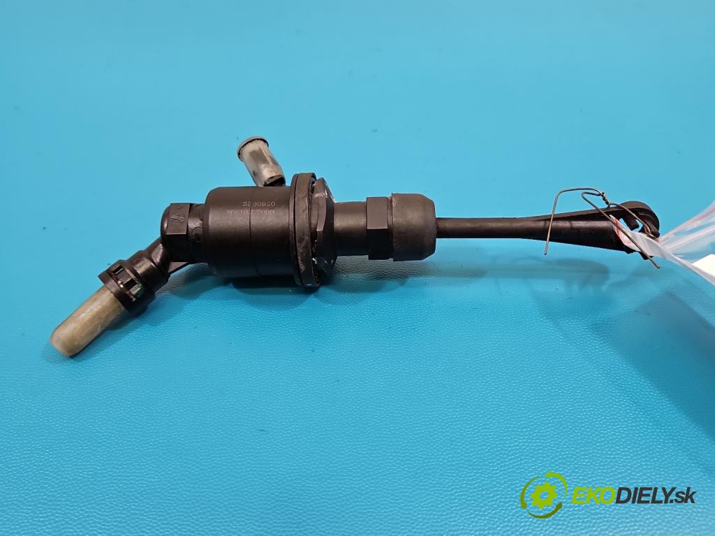 Nissan Qashqai I J10 2006-2013 2.0 dci 150 HP manual 110 kW 1995 cm3 5- pompa spojková 30610ET000