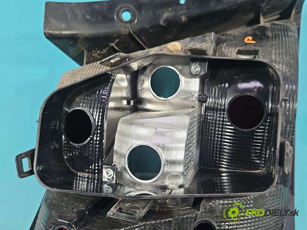 Skoda Fabia III 2014- 2021 1.0 MPI 60 HP manual 44 kW 999 cm3 5- svetlo / reflektor zadné pravé 6V6945096 (Kľučka dverí ostatné)