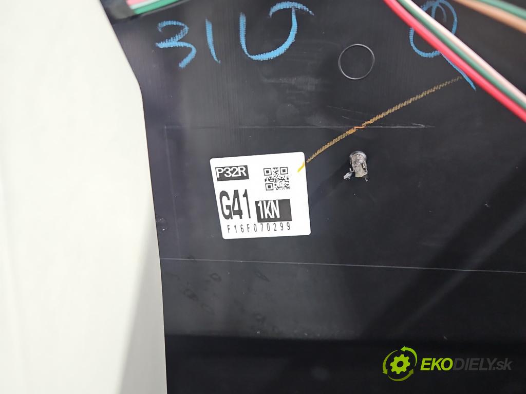 Nissan X-trail III T32 2013-2021 1.6 dci 131 HP automatic 96 kW 1598 cm3 5- zadna kufor  (Kapota zadná (kufor))