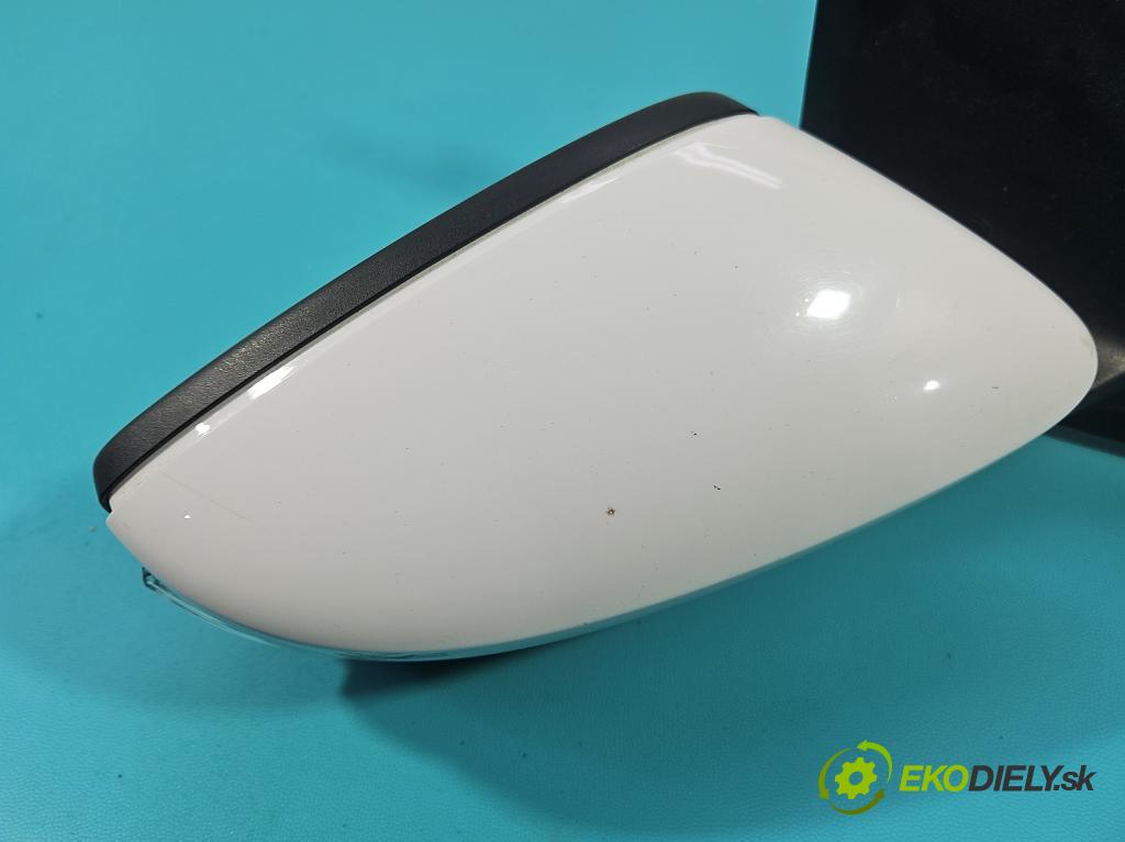 Skoda Fabia III 2014- 2021 1.0 MPI 60 HP manual 44 kW 999 cm3 5- zrkadlo pravé  (Kľučka dverí ostatné)