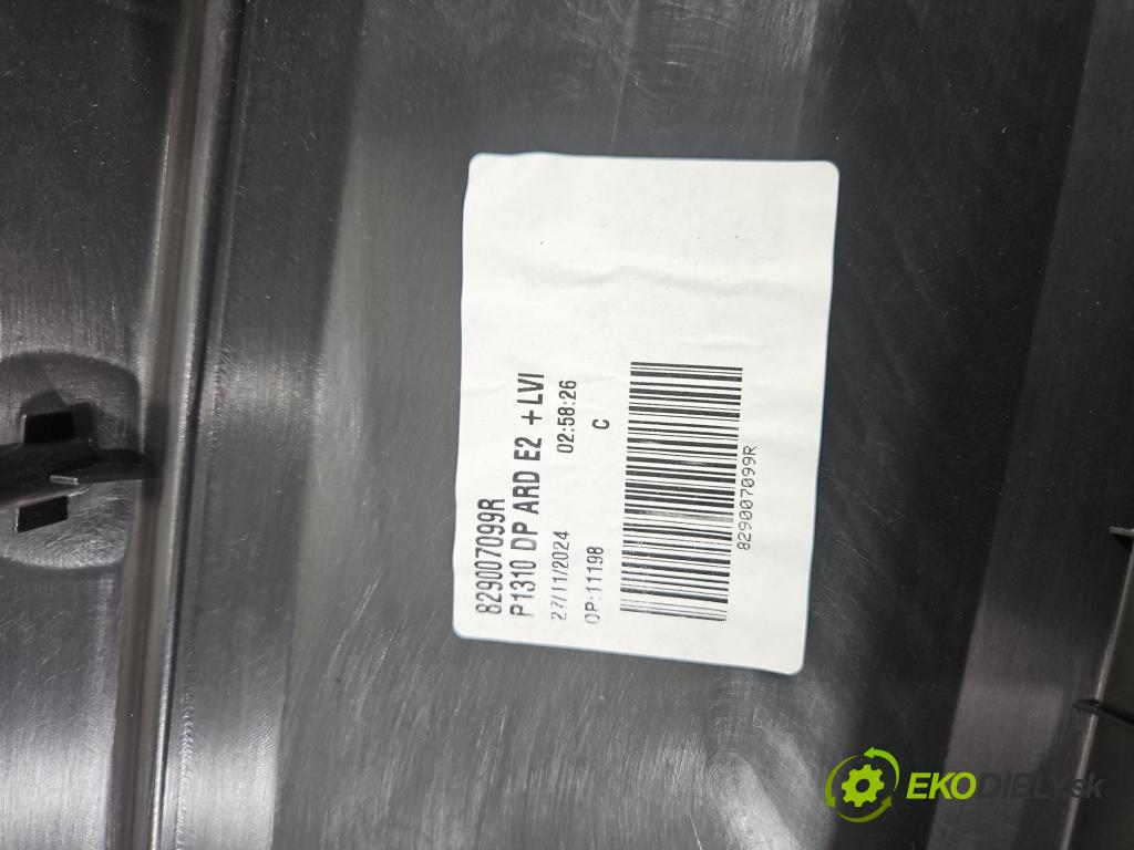 Dacia Duster III 24- 1.2 131 HP manual 96 kW 1199 cm3 5- Čalounictví: dvere zadné pravé 829009784R