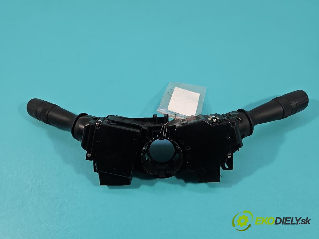 Toyota Auris II 2012-2018 1.8 16V 99 HP automatic 73 kW 1798 cm3 5- prepínač komplex: 17F852 (Prepínacie páčky pod volantom)