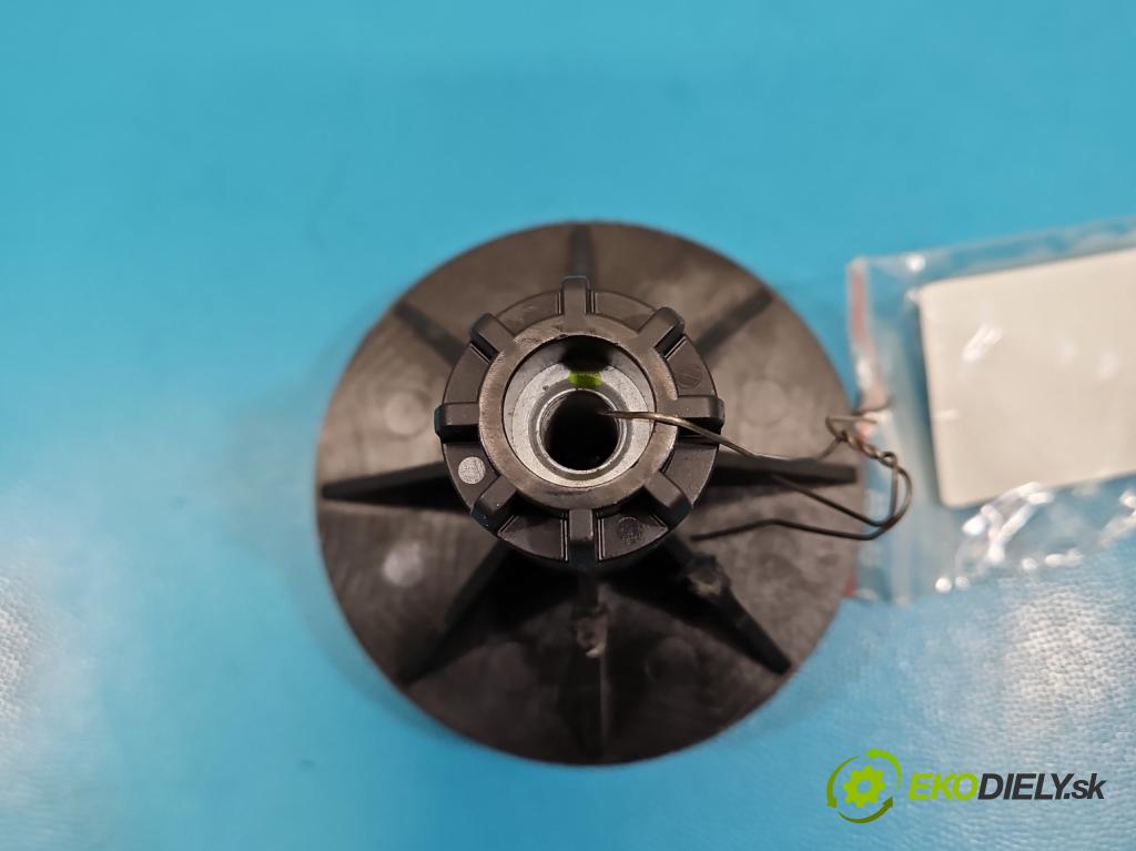 Dacia Duster III 24- 1.2 131 HP manual 96 kW 1199 cm3 5- Upevnenie: 206118-301135