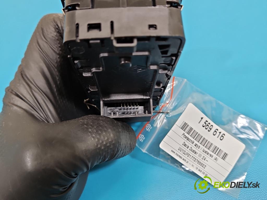 Dacia Duster III 24- 1.2 131 HP manual 96 kW 1199 cm3 5- prepínač okien spätných zrkadiel P254105443R