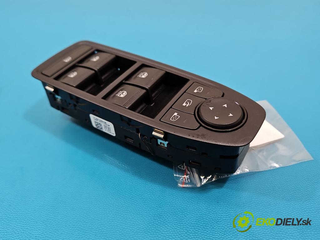 Dacia Duster III 24- 1.2 131 HP manual 96 kW 1199 cm3 5- prepínač okien spätných zrkadiel P254105443R