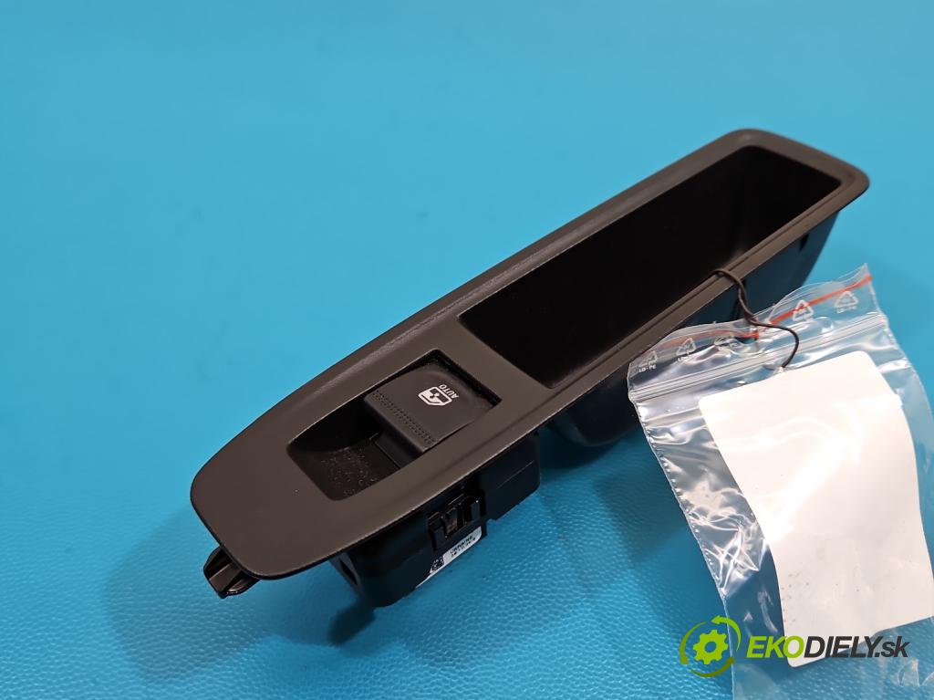 Dacia Duster III 24- 1.2 131 hp manual 96 kW 1199 cm3 5- Přepínač oken zpětných zrcátek 30S10145144-08