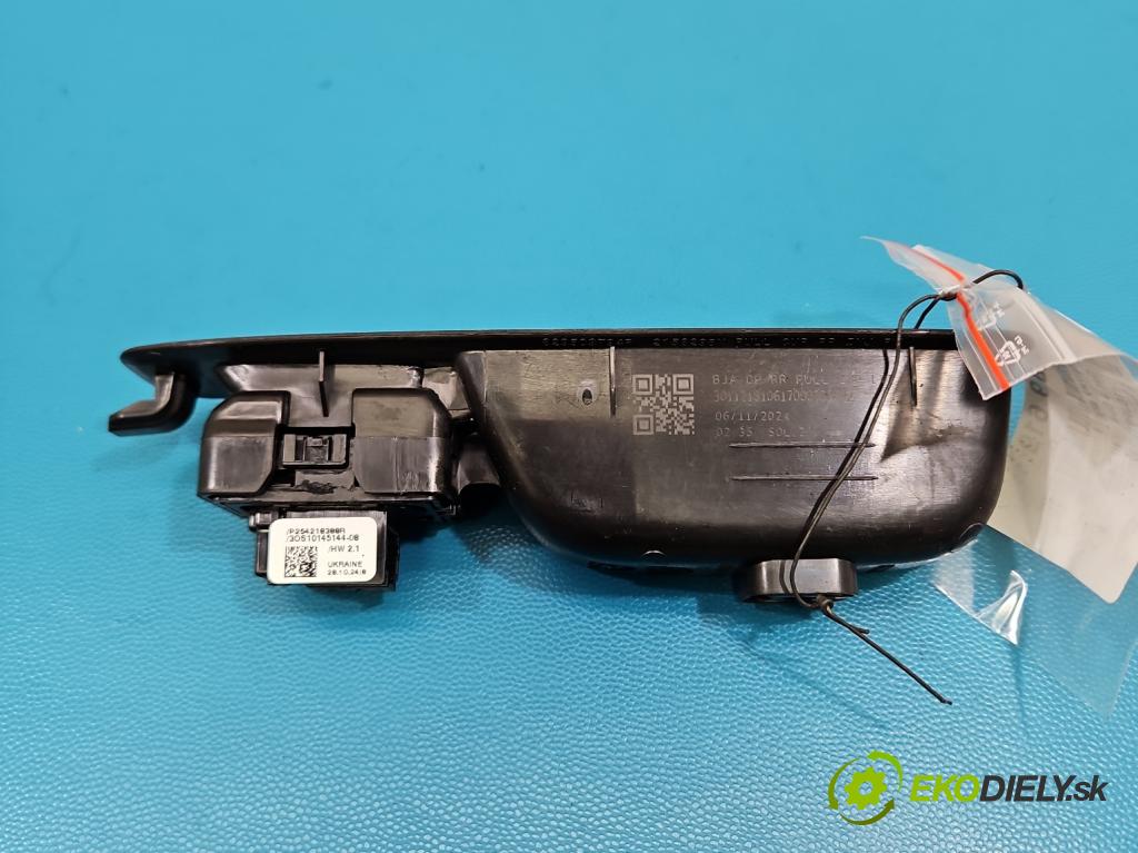 Dacia Duster III 24- 1.2 131 HP manual 96 kW 1199 cm3 5- prepínač okien spätných zrkadiel 30S10145144-08