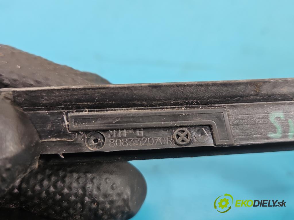 Dacia Duster III 24- 1.2 131 hp manual 96 kW 1199 cm3 5- Těsnění: dveře přední levé 808332070R