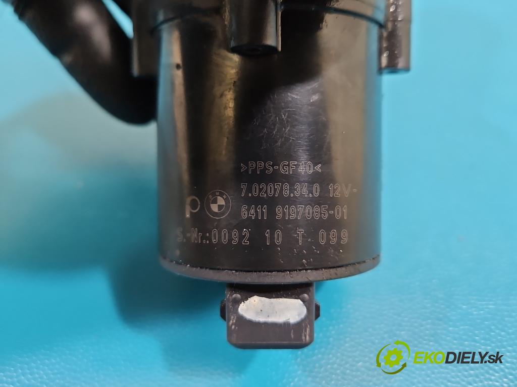 Bmw X5 E70 2006-2013 3.0d 245KM automatic 180 kW 2993 cm3 5- pompa obehu voda: 702078340